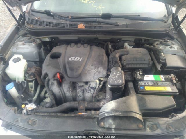 Photo 9 VIN: 5NPEC4AC9DH734741 - HYUNDAI SONATA 