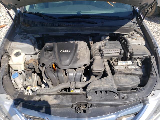 Photo 6 VIN: 5NPEC4AC9DH740667 - HYUNDAI SONATA SE 