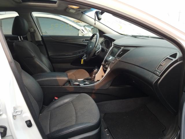 Photo 4 VIN: 5NPEC4AC9DH780456 - HYUNDAI SONATA SE 