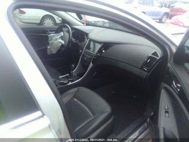 Photo 4 VIN: 5NPEC4AC9EH852824 - HYUNDAI SONATA 