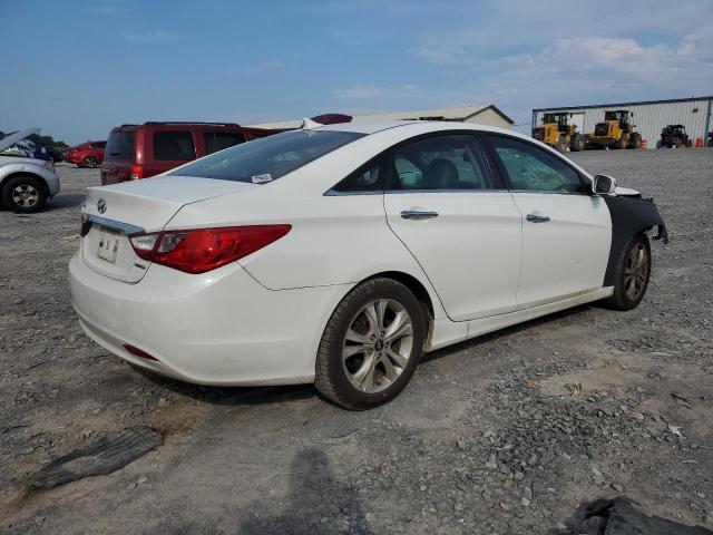 Photo 2 VIN: 5NPEC4ACXBH003894 - HYUNDAI SONATA SE 