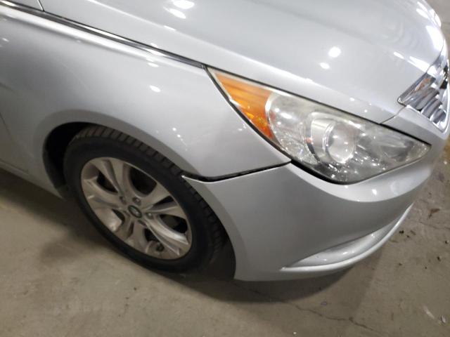 Photo 8 VIN: 5NPEC4ACXBH005709 - HYUNDAI SONATA SE 