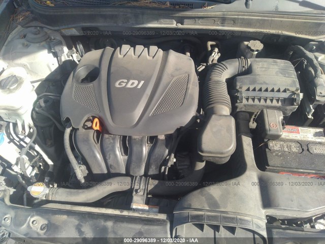 Photo 9 VIN: 5NPEC4ACXBH008190 - HYUNDAI SONATA 