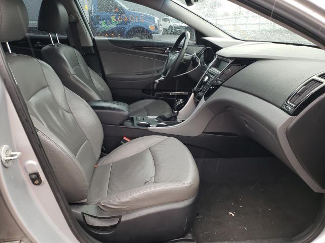 Photo 4 VIN: 5NPEC4ACXBH013955 - HYUNDAI SONATA SE 