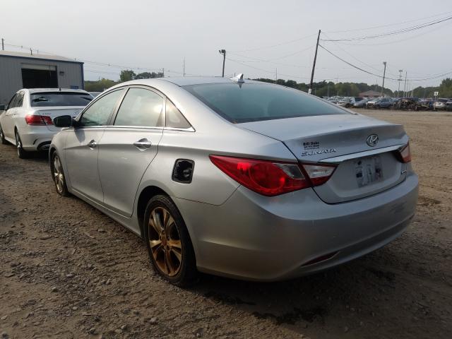 Photo 2 VIN: 5NPEC4ACXBH017648 - HYUNDAI SONATA SE 