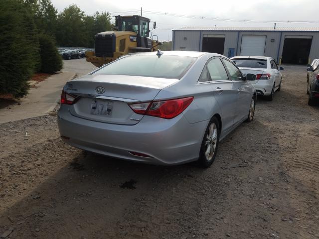 Photo 3 VIN: 5NPEC4ACXBH017648 - HYUNDAI SONATA SE 