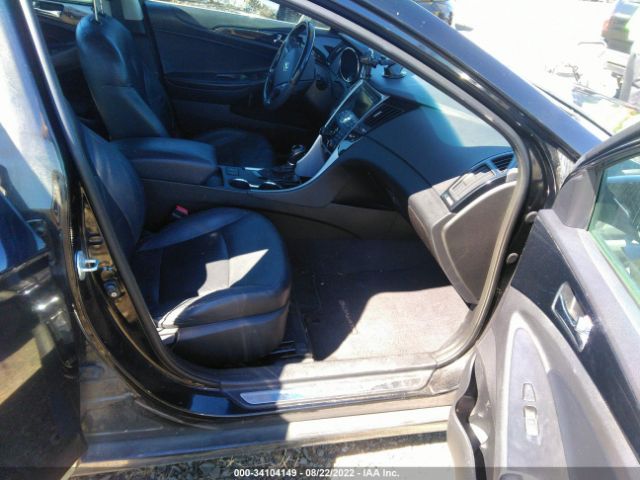 Photo 4 VIN: 5NPEC4ACXBH035213 - HYUNDAI SONATA 