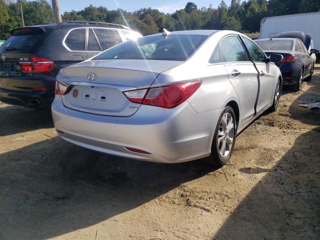 Photo 3 VIN: 5NPEC4ACXBH081687 - HYUNDAI SONATA SE 