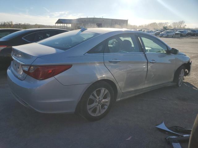 Photo 2 VIN: 5NPEC4ACXBH116079 - HYUNDAI SONATA SE 