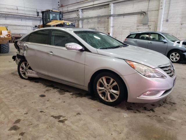 Photo 3 VIN: 5NPEC4ACXBH117393 - HYUNDAI SONATA SE 