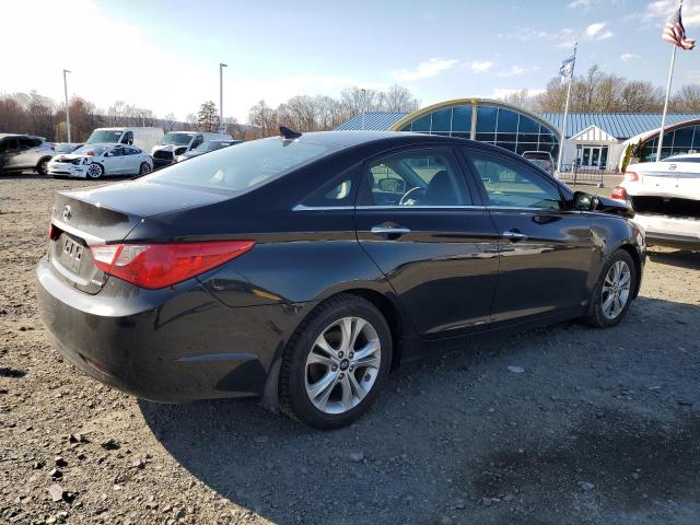 Photo 2 VIN: 5NPEC4ACXBH123887 - HYUNDAI SONATA 