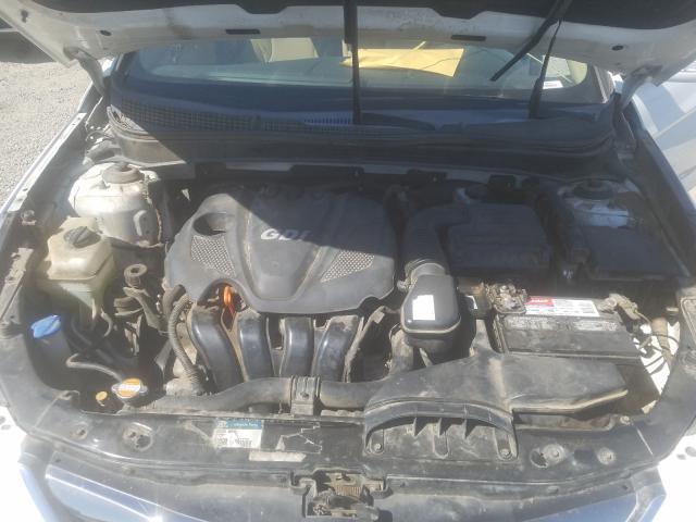 Photo 6 VIN: 5NPEC4ACXBH135179 - HYUNDAI SONATA SE 