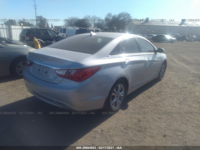 Photo 3 VIN: 5NPEC4ACXBH152905 - HYUNDAI SONATA 