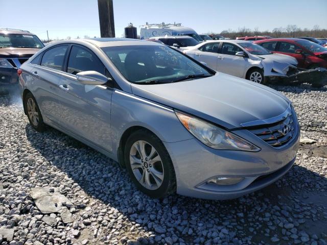 Photo 3 VIN: 5NPEC4ACXBH155948 - HYUNDAI SONATA SE 