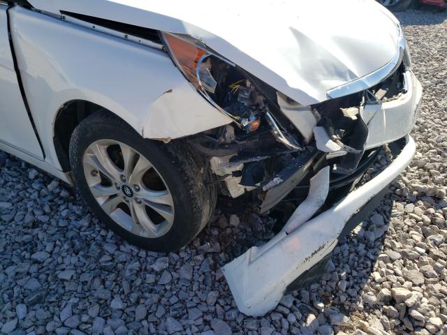 Photo 8 VIN: 5NPEC4ACXBH164133 - HYUNDAI SONATA SE 