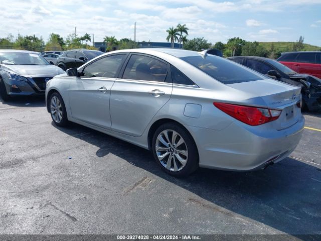 Photo 2 VIN: 5NPEC4ACXBH180042 - HYUNDAI SONATA 