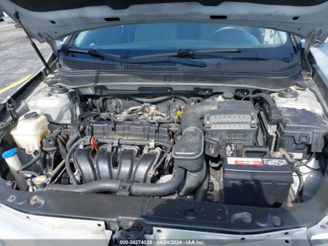 Photo 9 VIN: 5NPEC4ACXBH180042 - HYUNDAI SONATA 