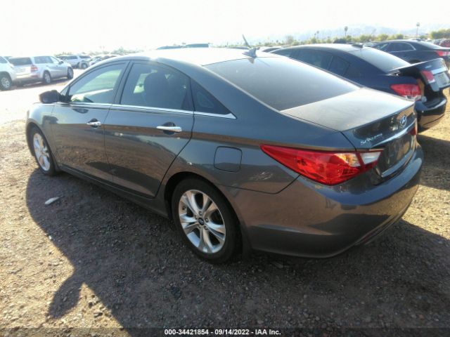 Photo 2 VIN: 5NPEC4ACXBH181739 - HYUNDAI SONATA 