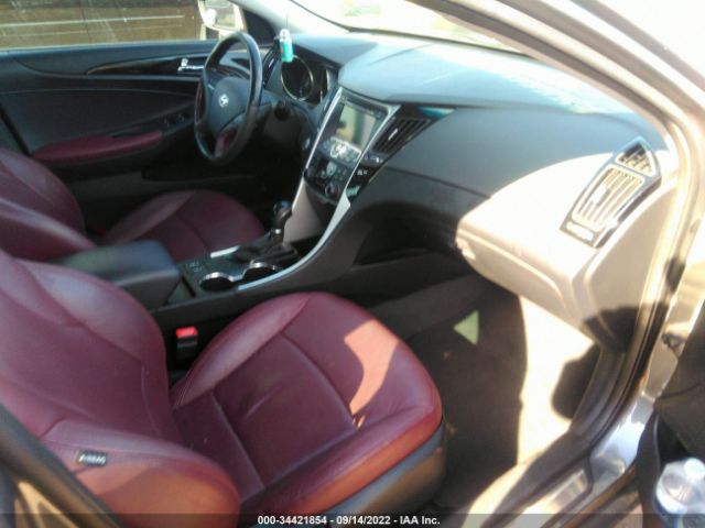 Photo 4 VIN: 5NPEC4ACXBH181739 - HYUNDAI SONATA 