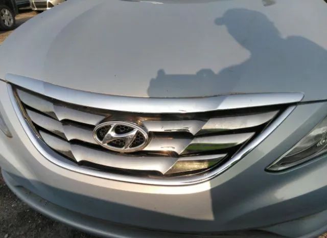 Photo 5 VIN: 5NPEC4ACXBH196841 - HYUNDAI SONATA 