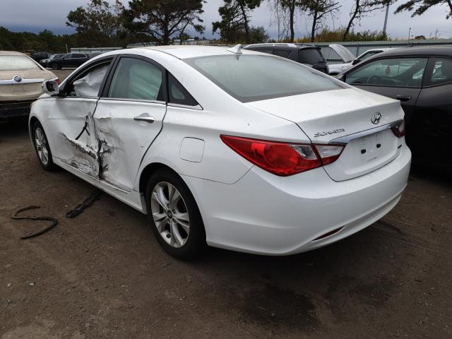 Photo 2 VIN: 5NPEC4ACXBH202413 - HYUNDAI SONATA SE 