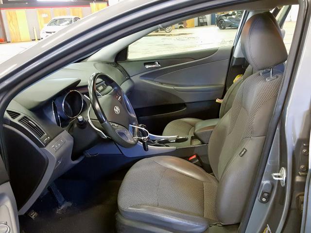 Photo 4 VIN: 5NPEC4ACXBH218062 - HYUNDAI SONATA SE 