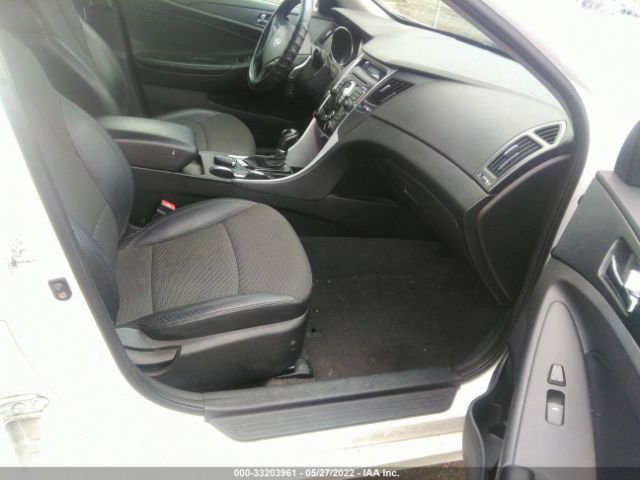 Photo 4 VIN: 5NPEC4ACXBH295627 - HYUNDAI SONATA 