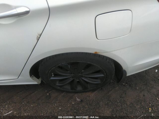 Photo 5 VIN: 5NPEC4ACXBH295627 - HYUNDAI SONATA 