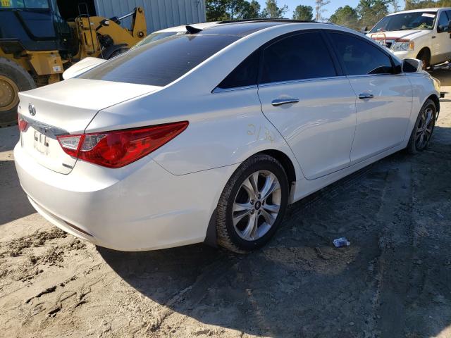 Photo 3 VIN: 5NPEC4ACXCH313805 - HYUNDAI SONATA SE 