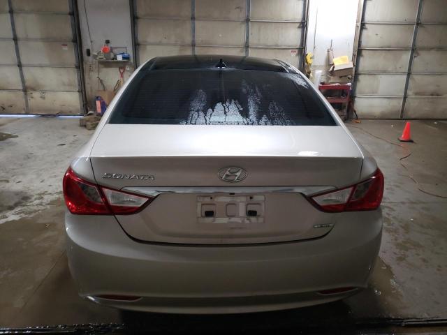 Photo 5 VIN: 5NPEC4ACXCH327400 - HYUNDAI SONATA SE 