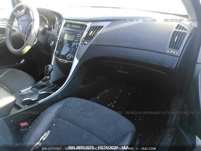 Photo 4 VIN: 5NPEC4ACXCH356234 - HYUNDAI SONATA 