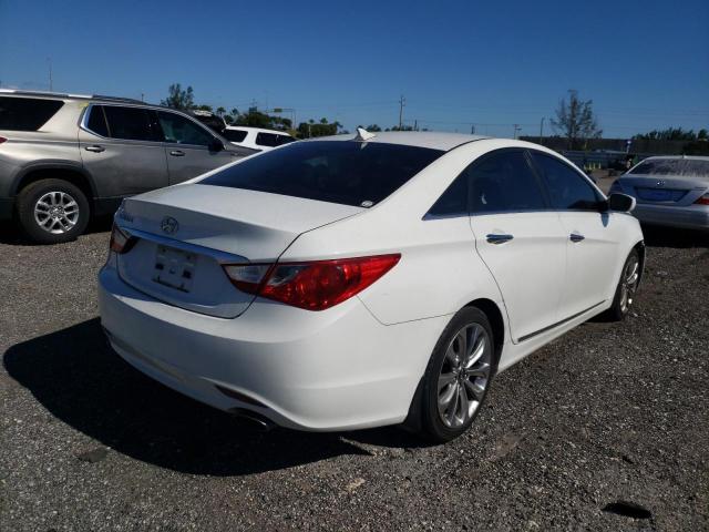 Photo 3 VIN: 5NPEC4ACXCH364933 - HYUNDAI SONATA SE 