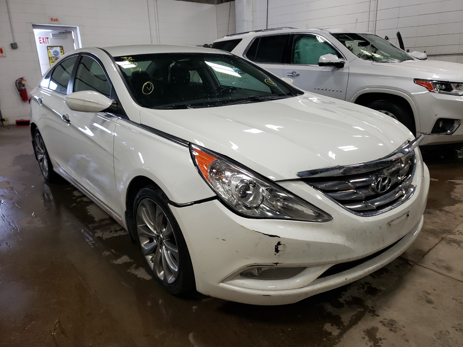 Photo 0 VIN: 5NPEC4ACXCH369663 - HYUNDAI SONATA SE 