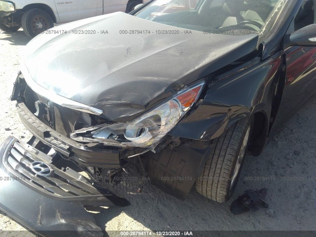 Photo 5 VIN: 5NPEC4ACXCH375463 - HYUNDAI SONATA 