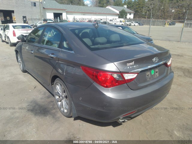 Photo 2 VIN: 5NPEC4ACXCH384549 - HYUNDAI SONATA 