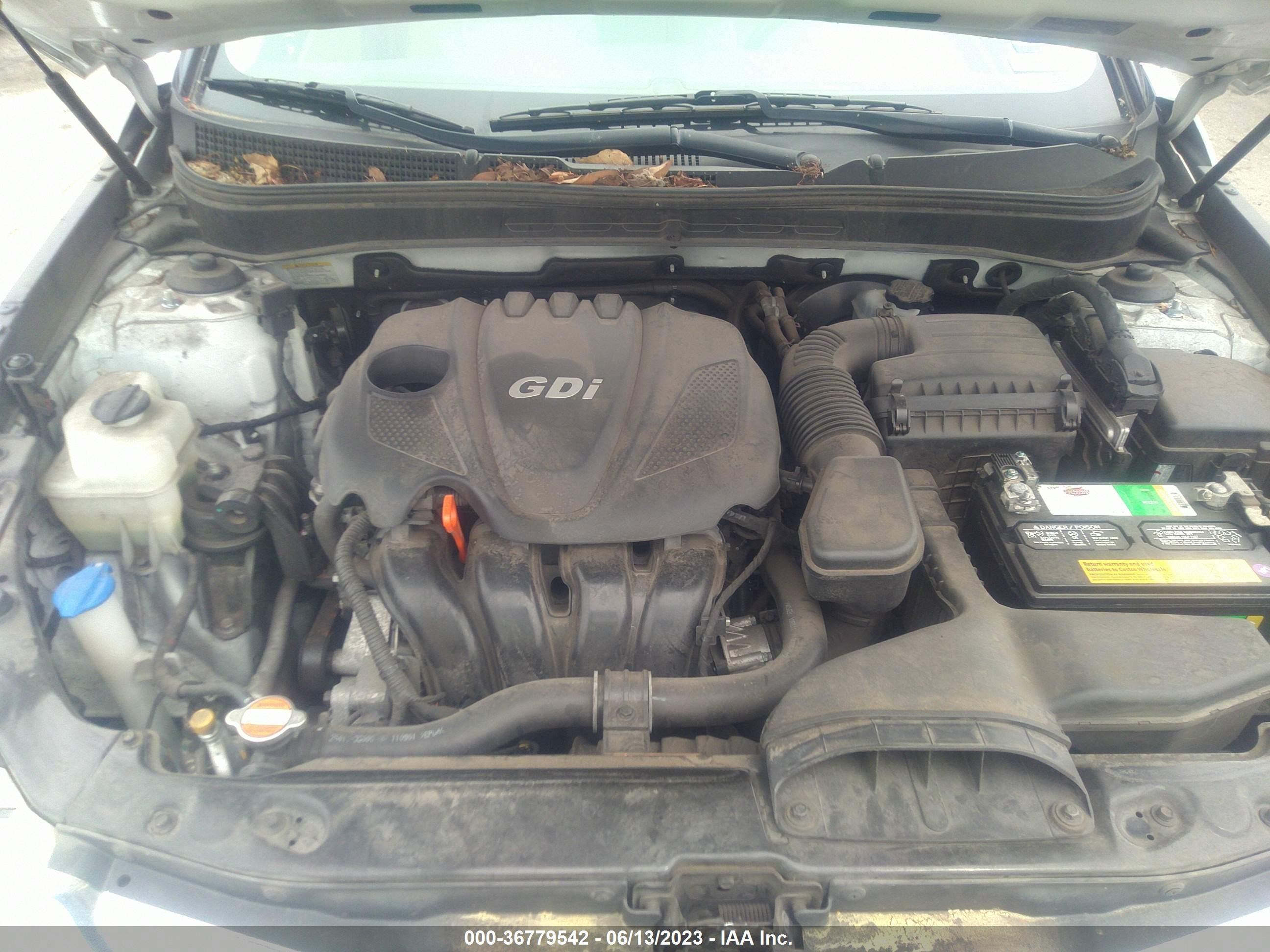 Photo 9 VIN: 5NPEC4ACXCH398810 - HYUNDAI SONATA 