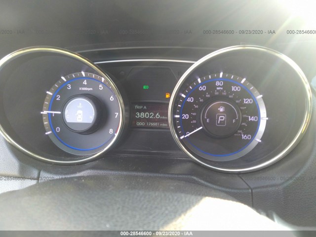 Photo 6 VIN: 5NPEC4ACXCH415881 - HYUNDAI SONATA 