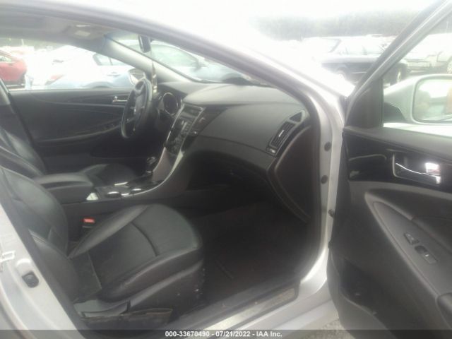 Photo 4 VIN: 5NPEC4ACXDH505484 - HYUNDAI SONATA 