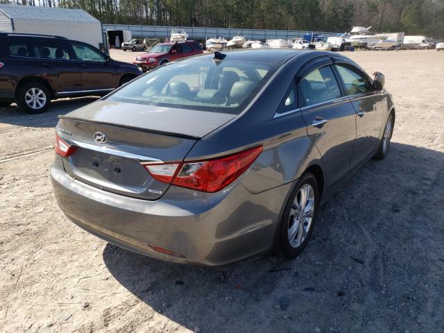 Photo 3 VIN: 5NPEC4ACXDH521796 - HYUNDAI SONATA SE 