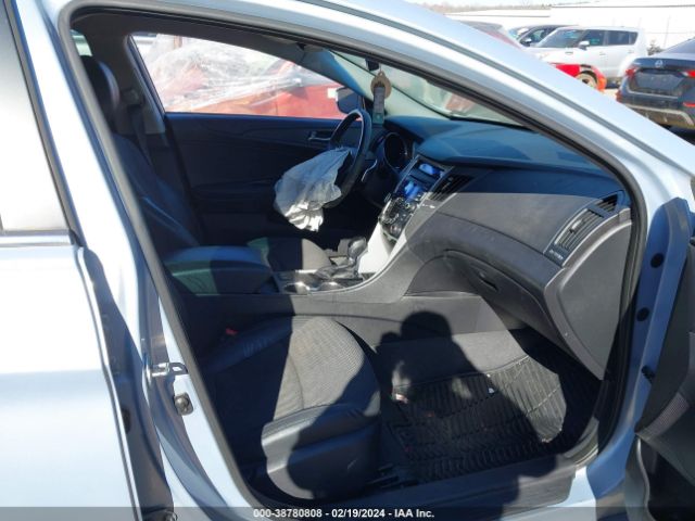 Photo 4 VIN: 5NPEC4ACXDH532491 - HYUNDAI SONATA 