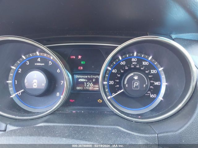 Photo 6 VIN: 5NPEC4ACXDH532491 - HYUNDAI SONATA 