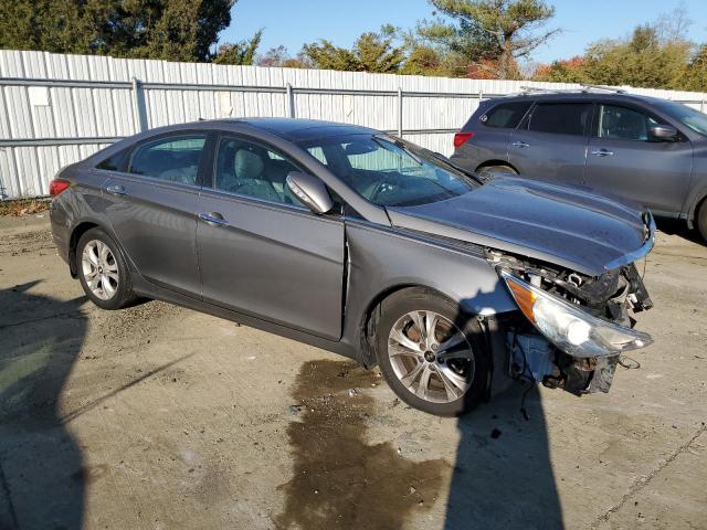 Photo 3 VIN: 5NPEC4ACXDH533883 - HYUNDAI SONATA SE 