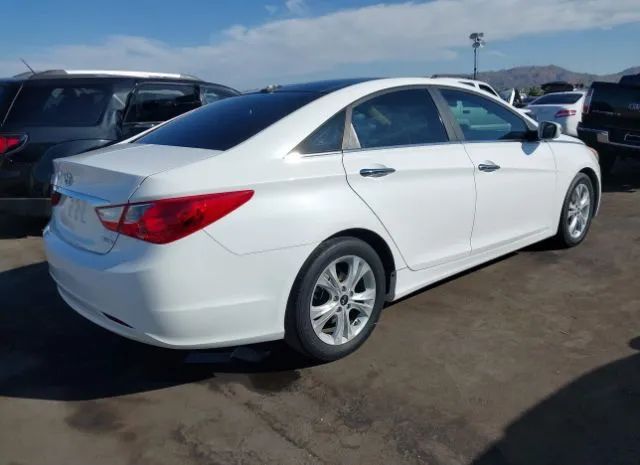 Photo 3 VIN: 5NPEC4ACXDH553972 - HYUNDAI SONATA 