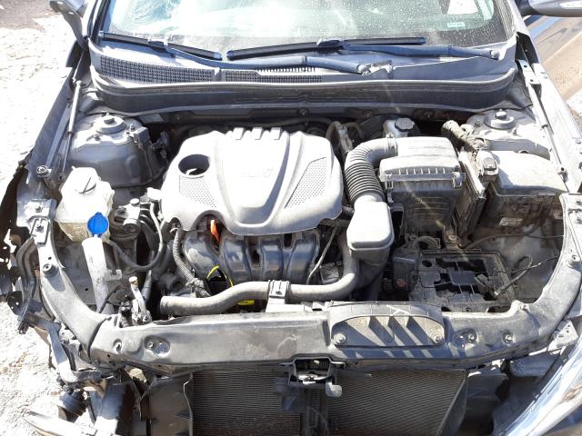 Photo 6 VIN: 5NPEC4ACXDH555558 - HYUNDAI SONATA SE 