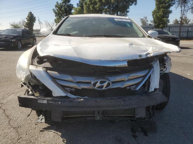 Photo 4 VIN: 5NPEC4ACXDH674517 - HYUNDAI SONATA SE 