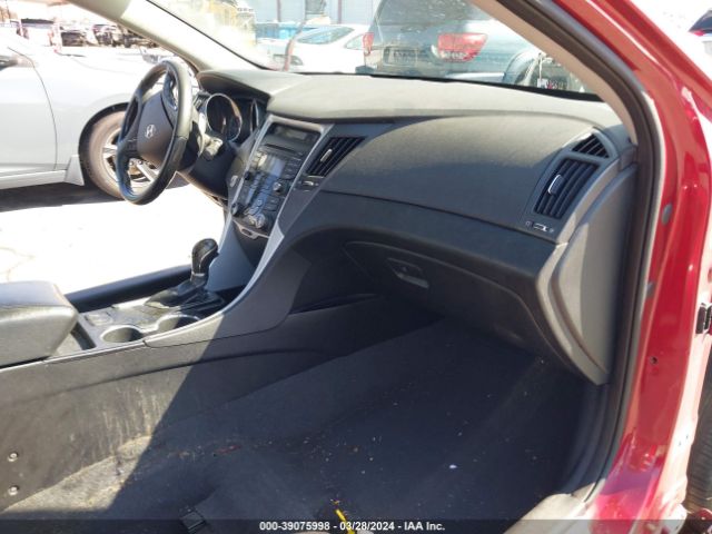 Photo 4 VIN: 5NPEC4ACXDH681340 - HYUNDAI SONATA 