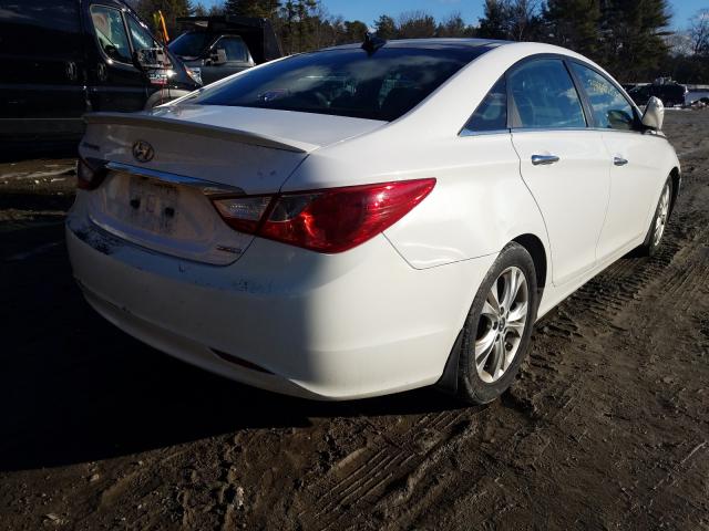 Photo 3 VIN: 5NPEC4ACXDH694119 - HYUNDAI SONATA SE 