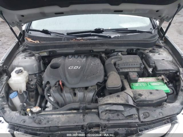 Photo 9 VIN: 5NPEC4ACXDH762760 - HYUNDAI SONATA 