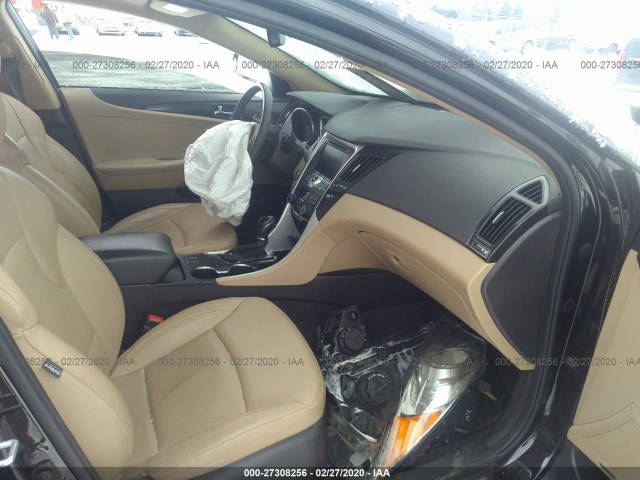 Photo 4 VIN: 5NPEC4ACXDH806076 - HYUNDAI SONATA 