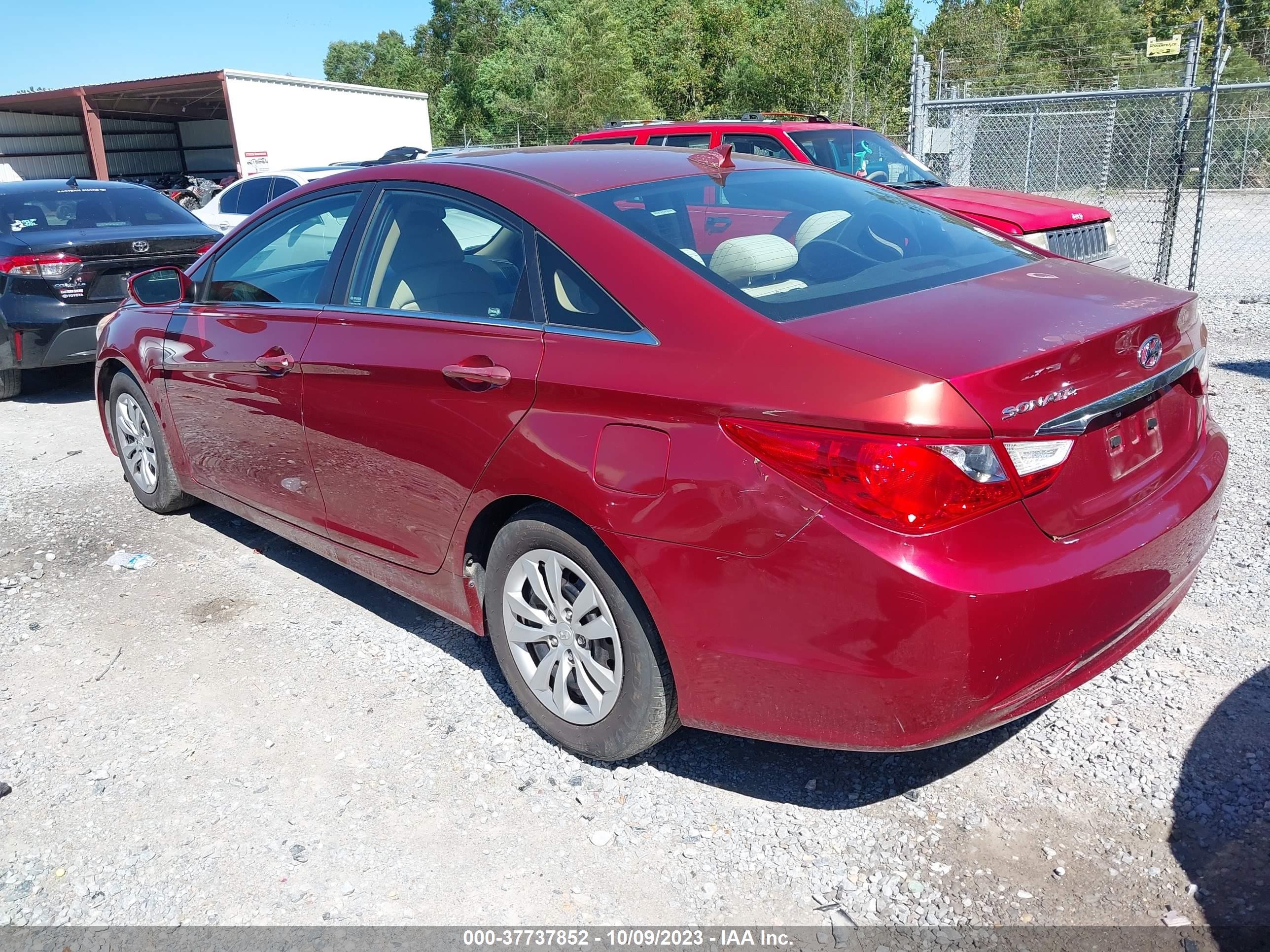 Photo 2 VIN: 5NPED4AC1DH541454 - HYUNDAI SONATA 